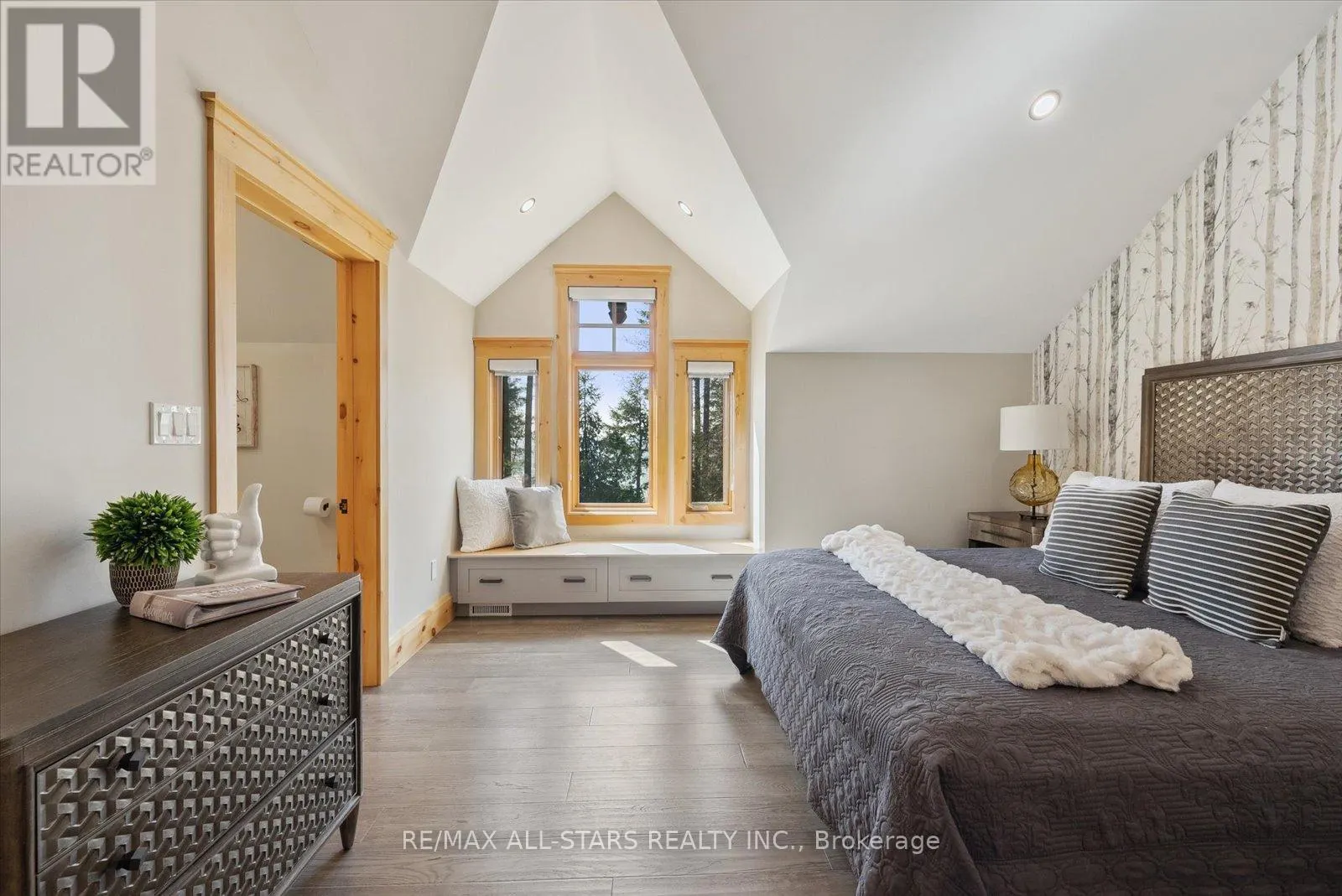 27440 CEDARHURST BEACH ROAD