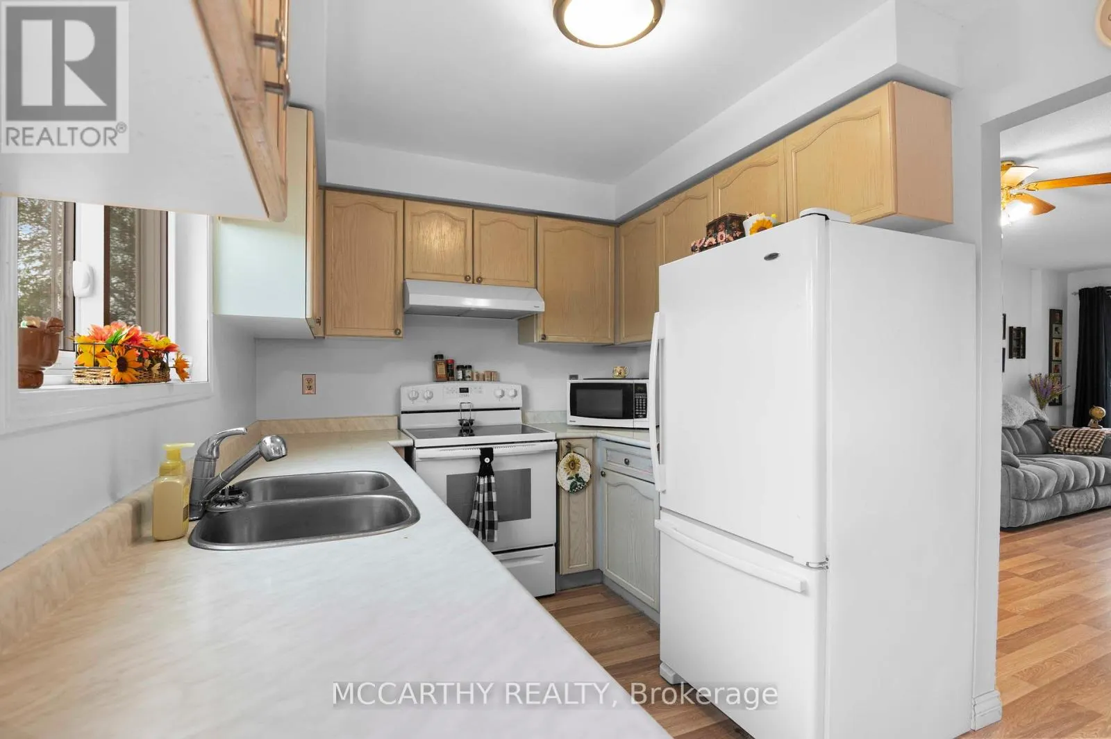 34 CORRIE CRESCENT