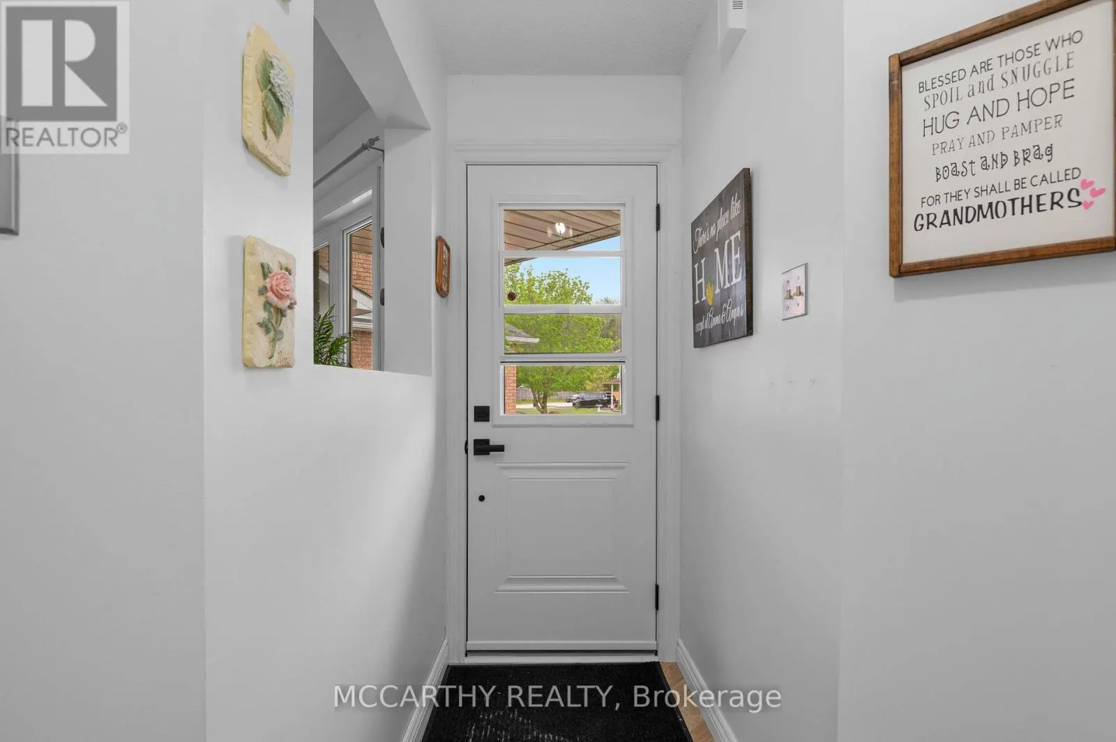 34 CORRIE CRESCENT