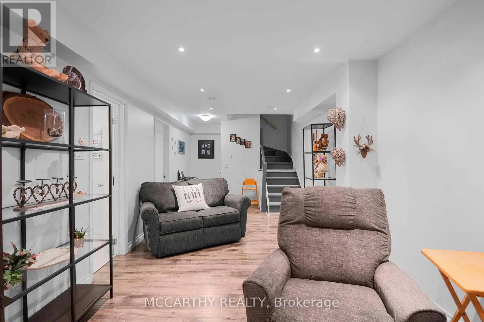 34 CORRIE CRESCENT