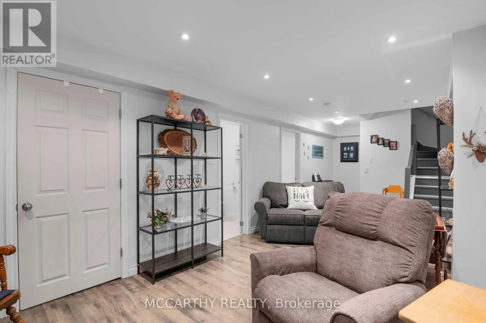 34 CORRIE CRESCENT
