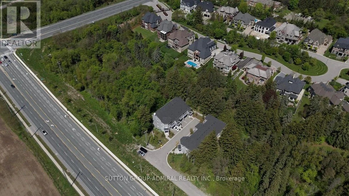 74 OLD BLOOMINGTON ROAD