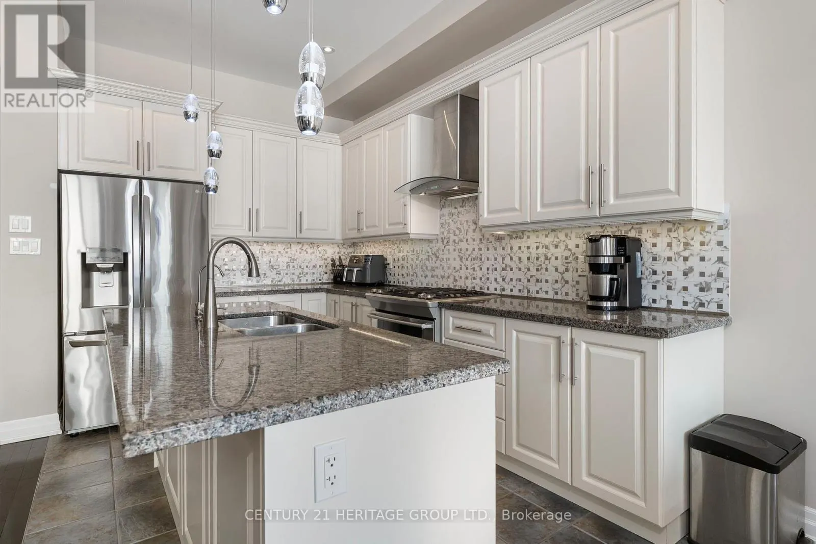 45 ROBERT BERRY CRESCENT