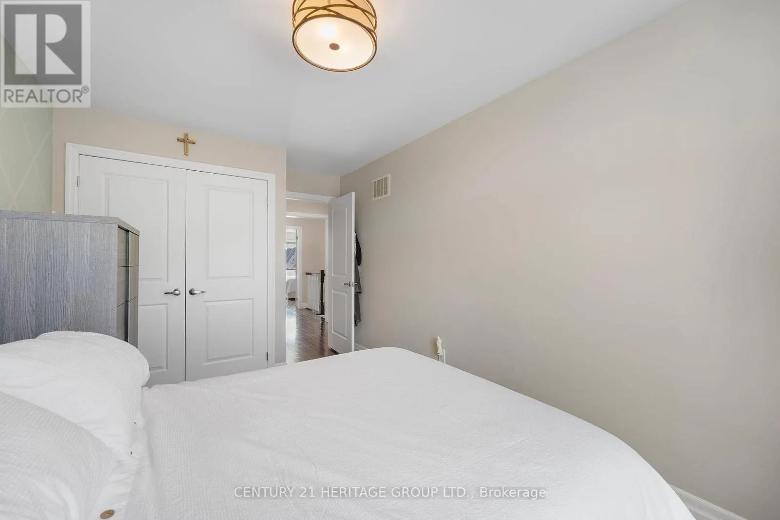 45 ROBERT BERRY CRESCENT