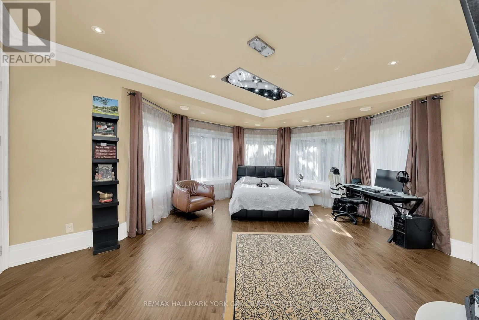 24 DEW DROP COURT