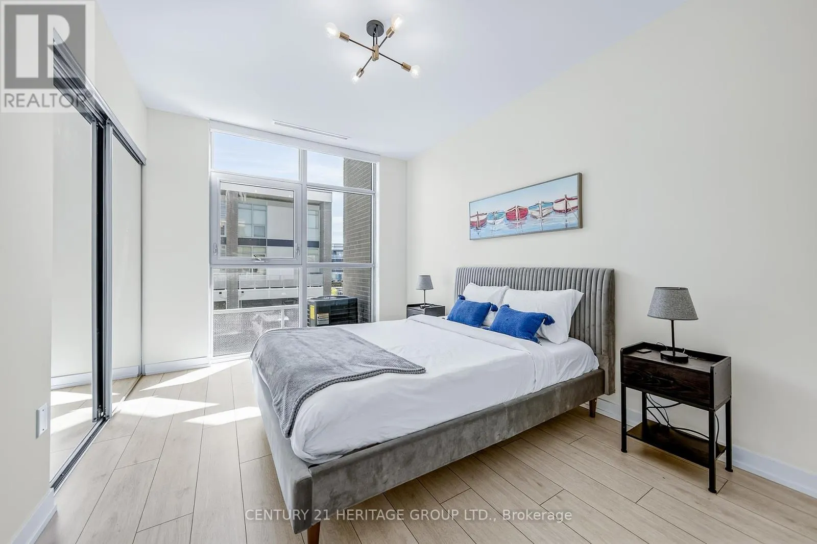 3746 FERRETTI COURT