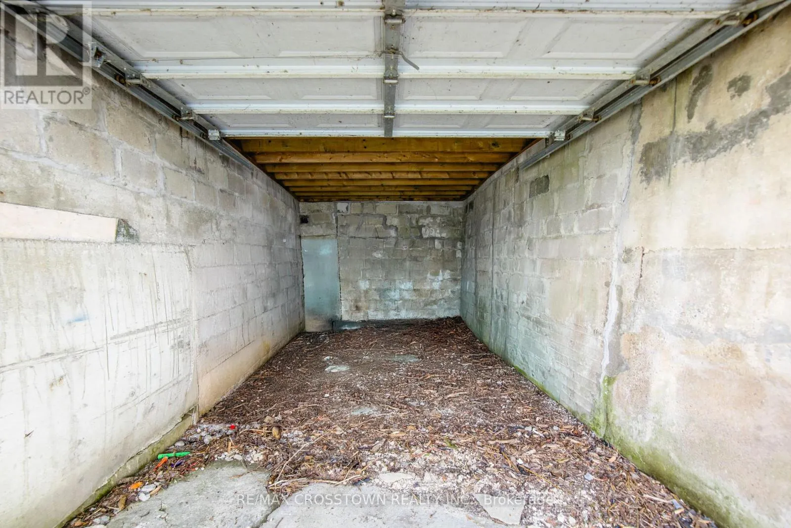 24890 THORAH PARK BOULEVARD