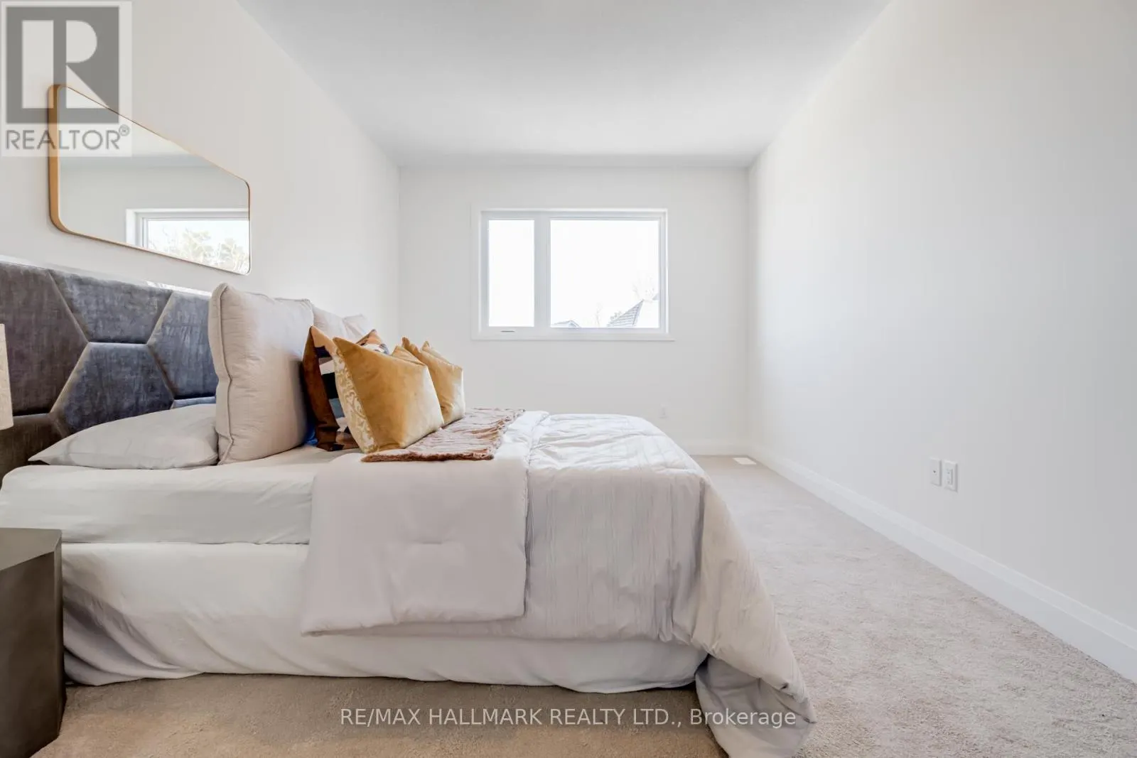 23 VERN ROBERTSON GATE