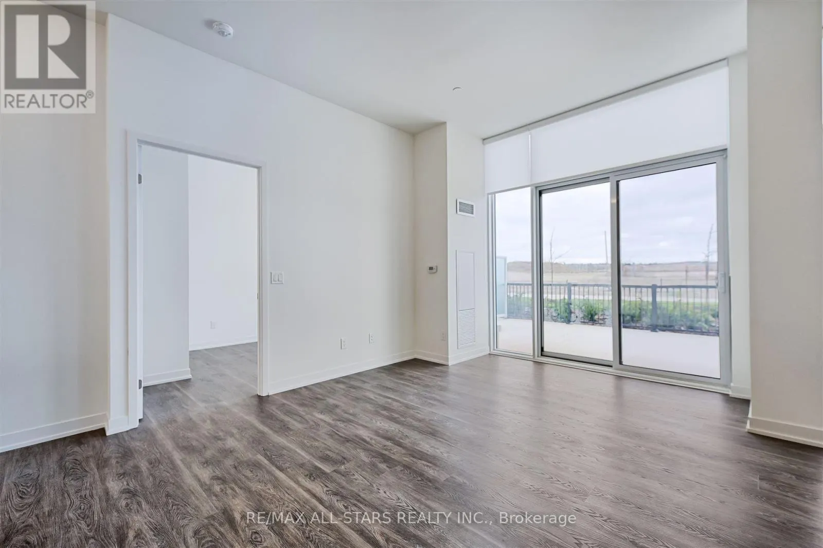 124 - 2 DAVID EYER ROAD