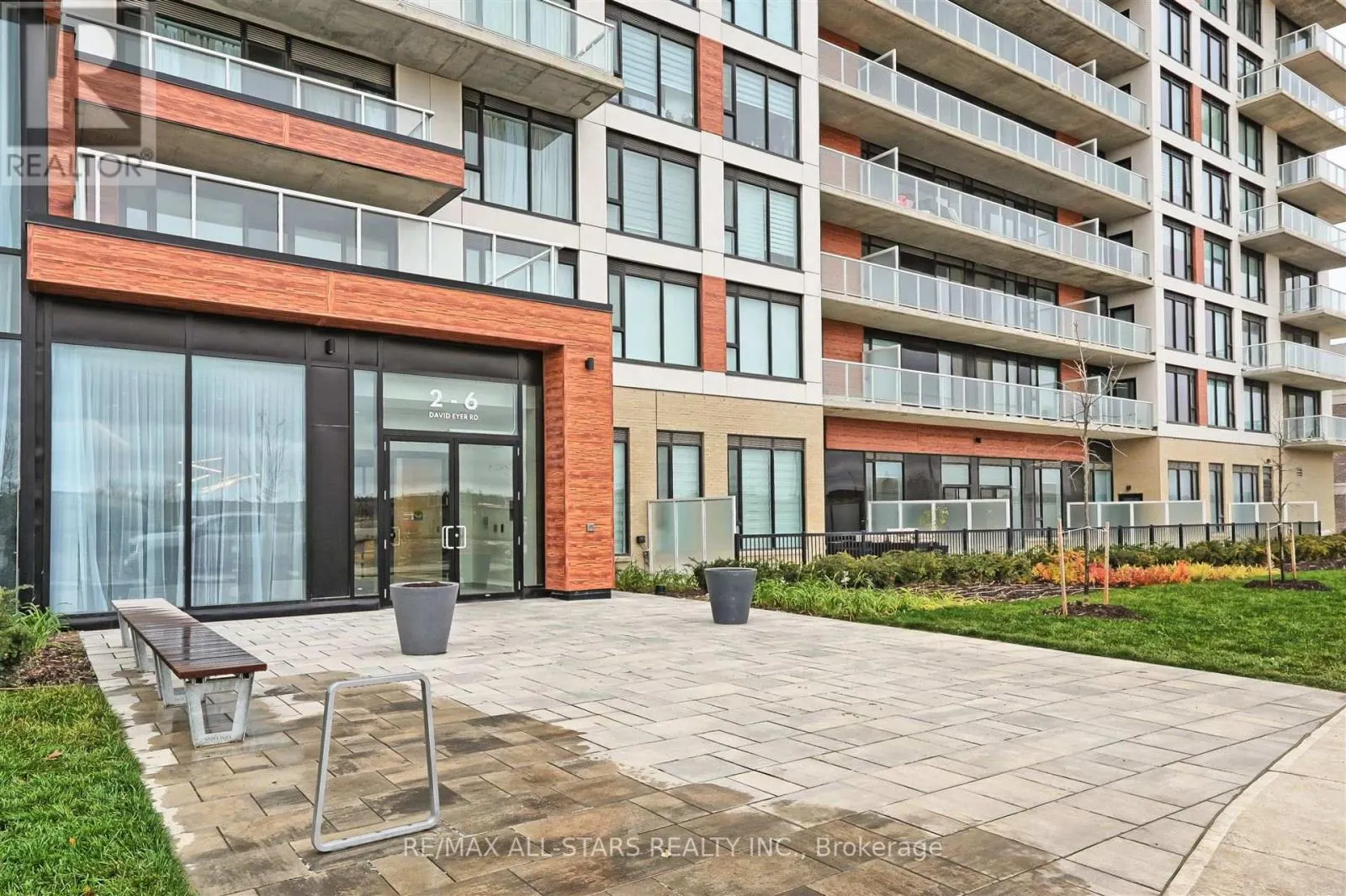 124 - 2 DAVID EYER ROAD