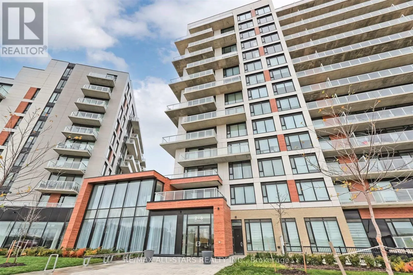 124 - 2 DAVID EYER ROAD