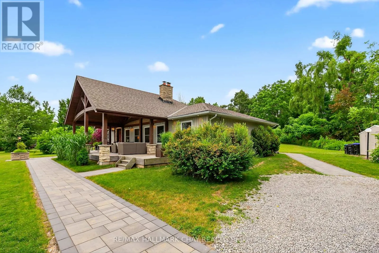 3954 LAKEVIEW ROAD