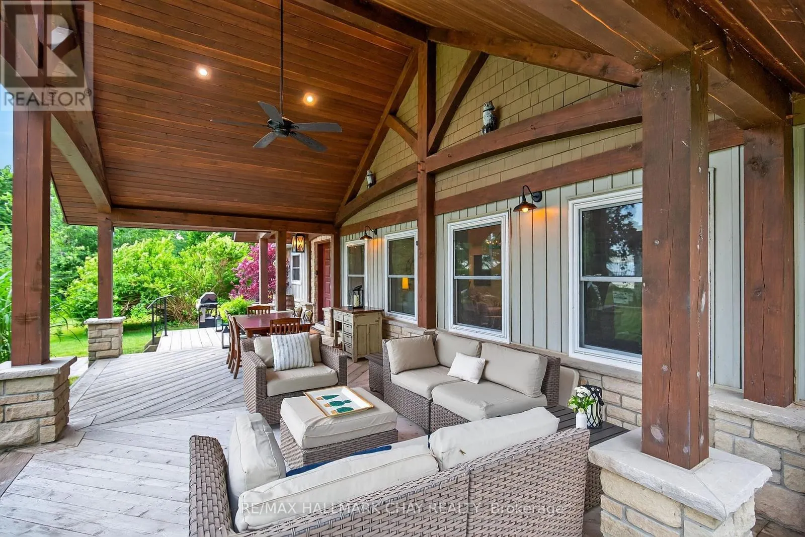 3954 LAKEVIEW ROAD