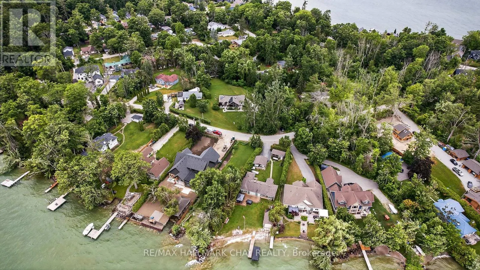 3954 LAKEVIEW ROAD