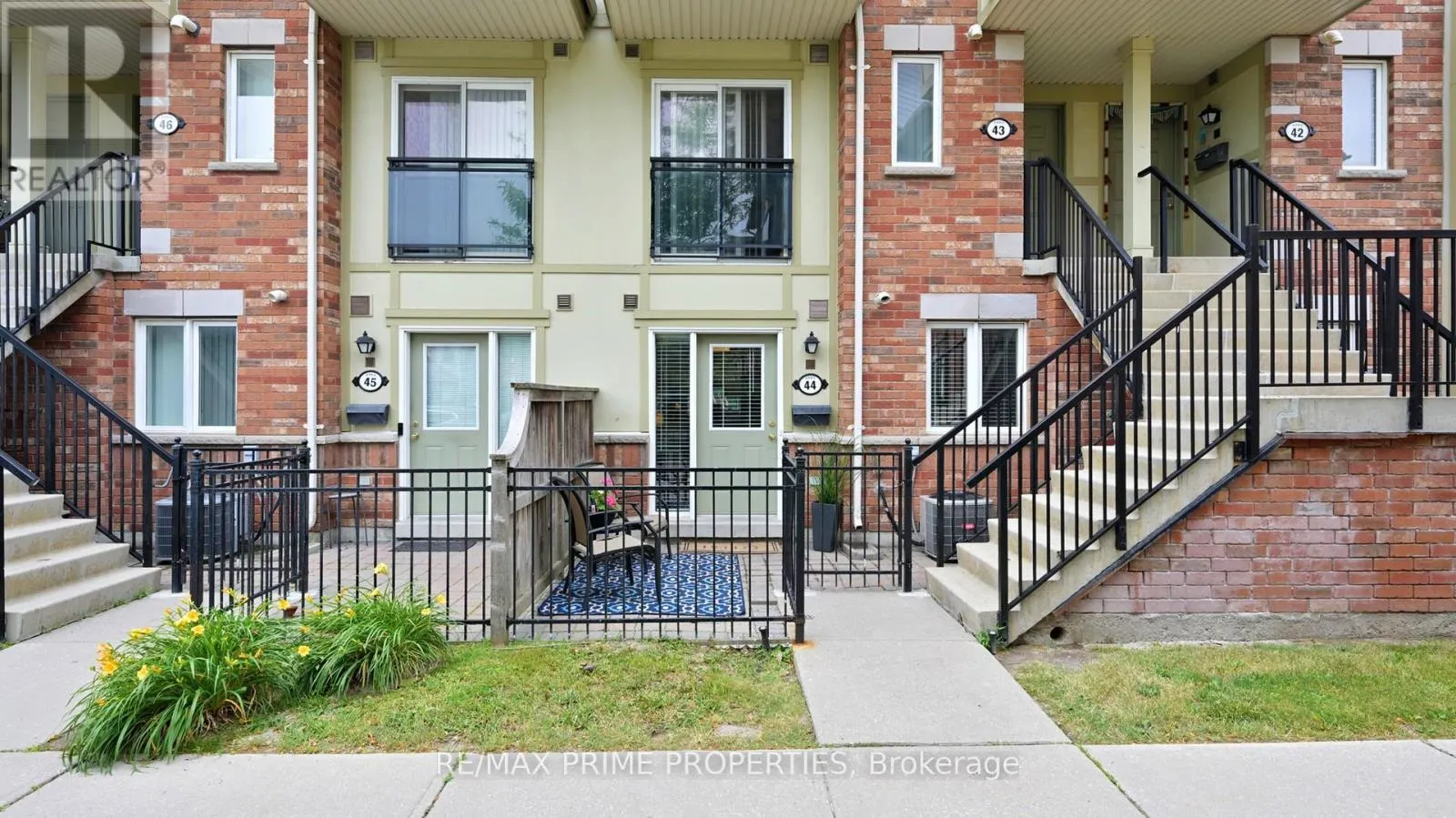44 - 2265 BUR OAK AVENUE