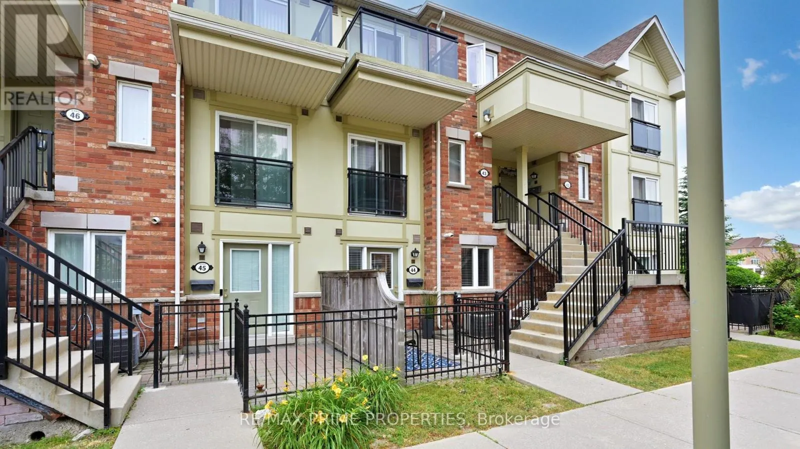 44 - 2265 BUR OAK AVENUE