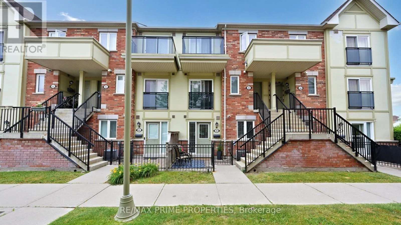 44 - 2265 BUR OAK AVENUE