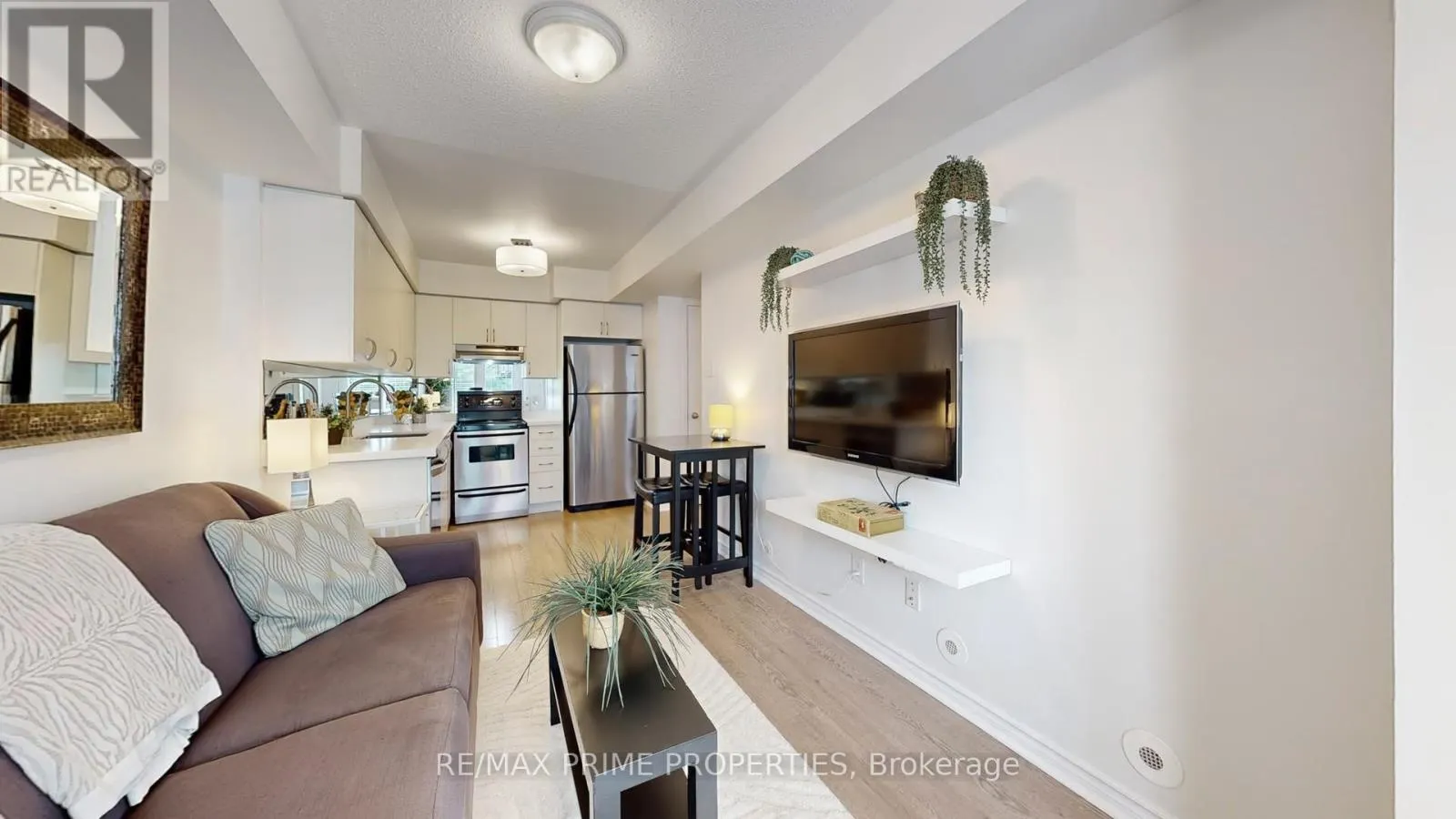 44 - 2265 BUR OAK AVENUE