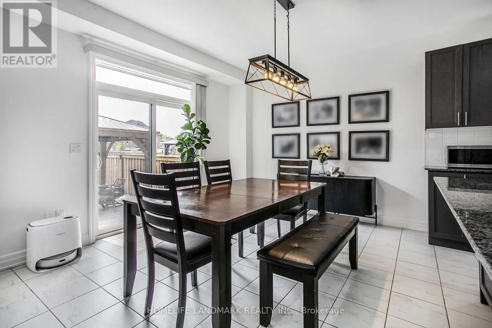 6 CLOVERRIDGE AVENUE