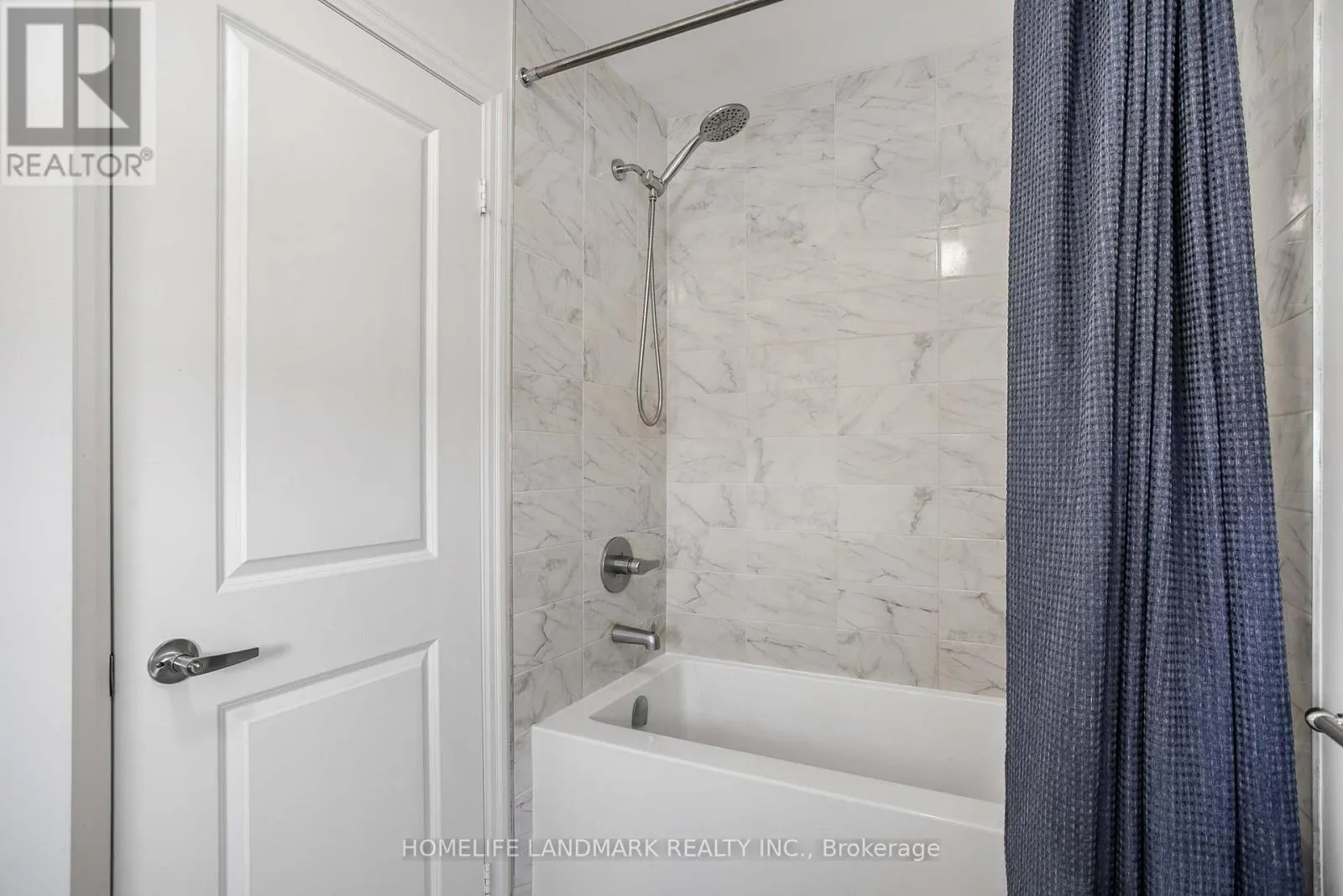 6 CLOVERRIDGE AVENUE