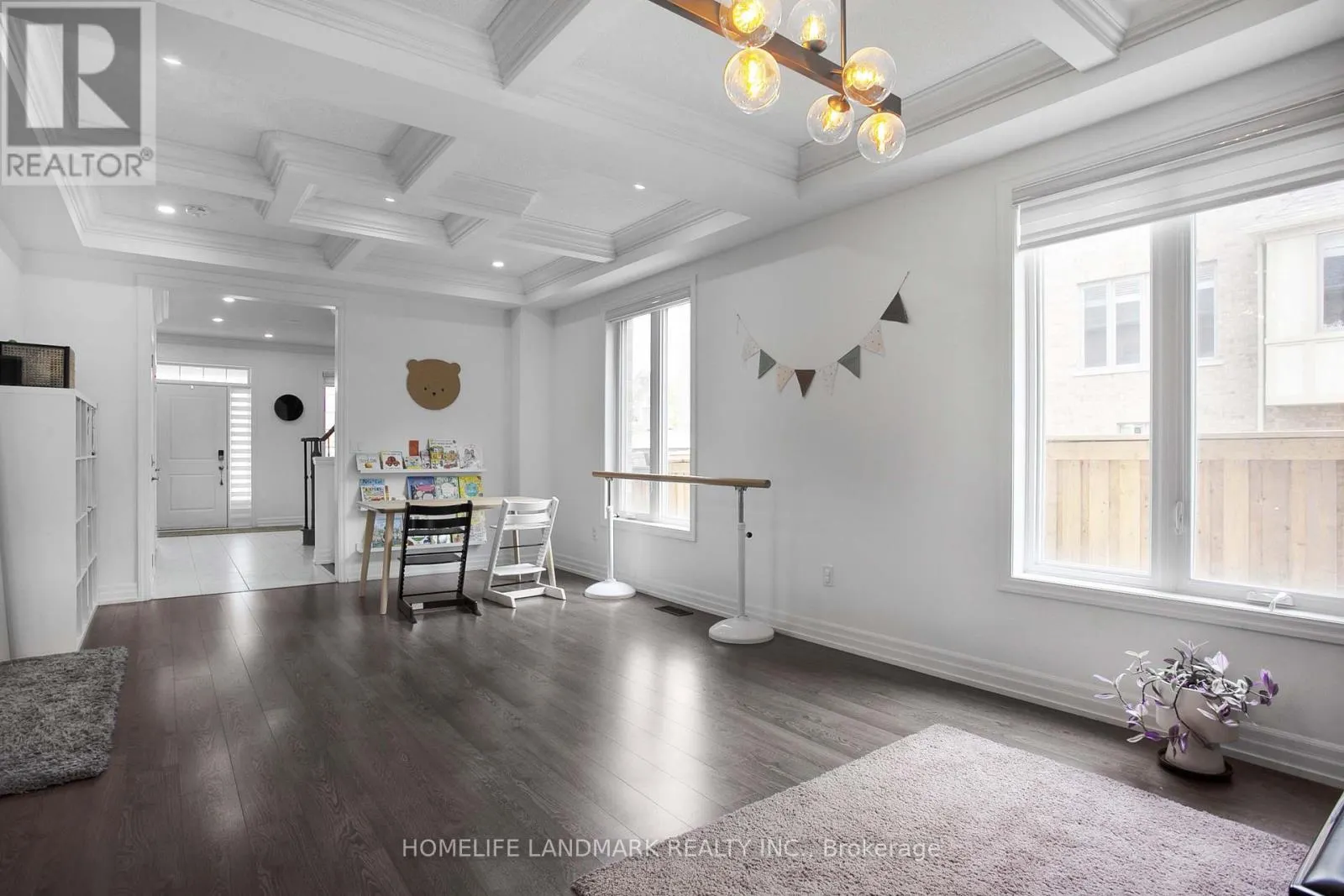 6 CLOVERRIDGE AVENUE