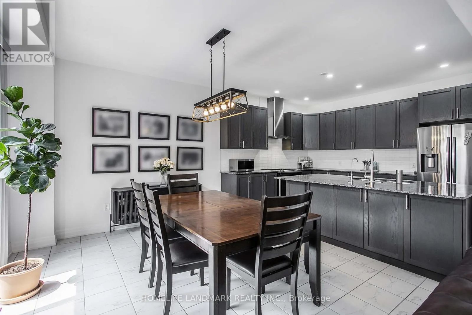 6 CLOVERRIDGE AVENUE
