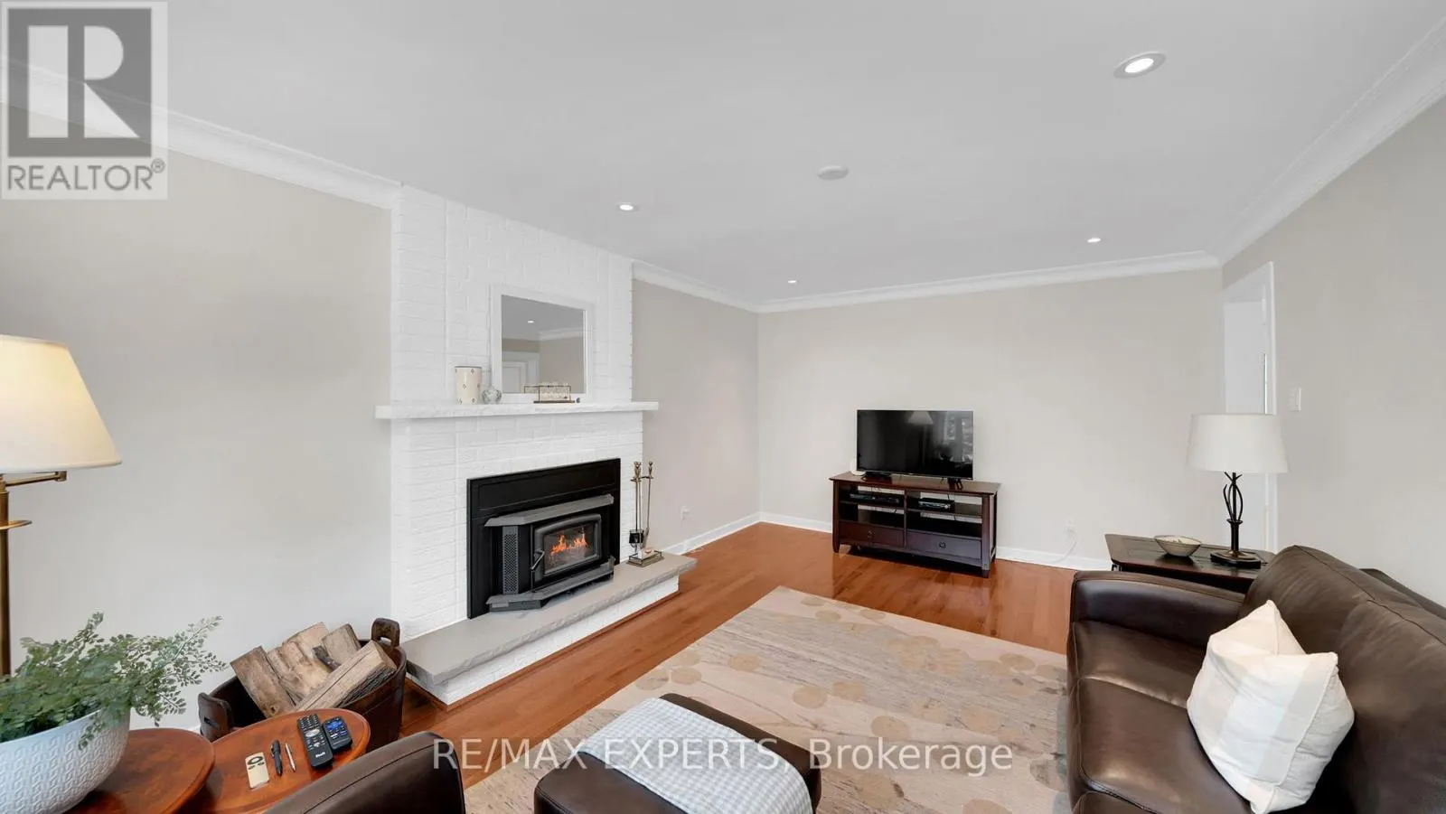 10 KEHOE COURT