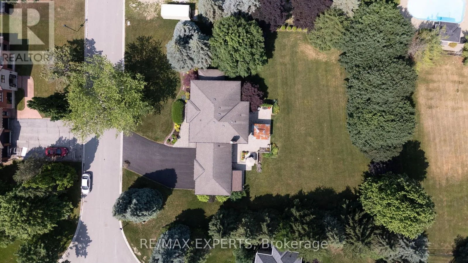 10 KEHOE COURT