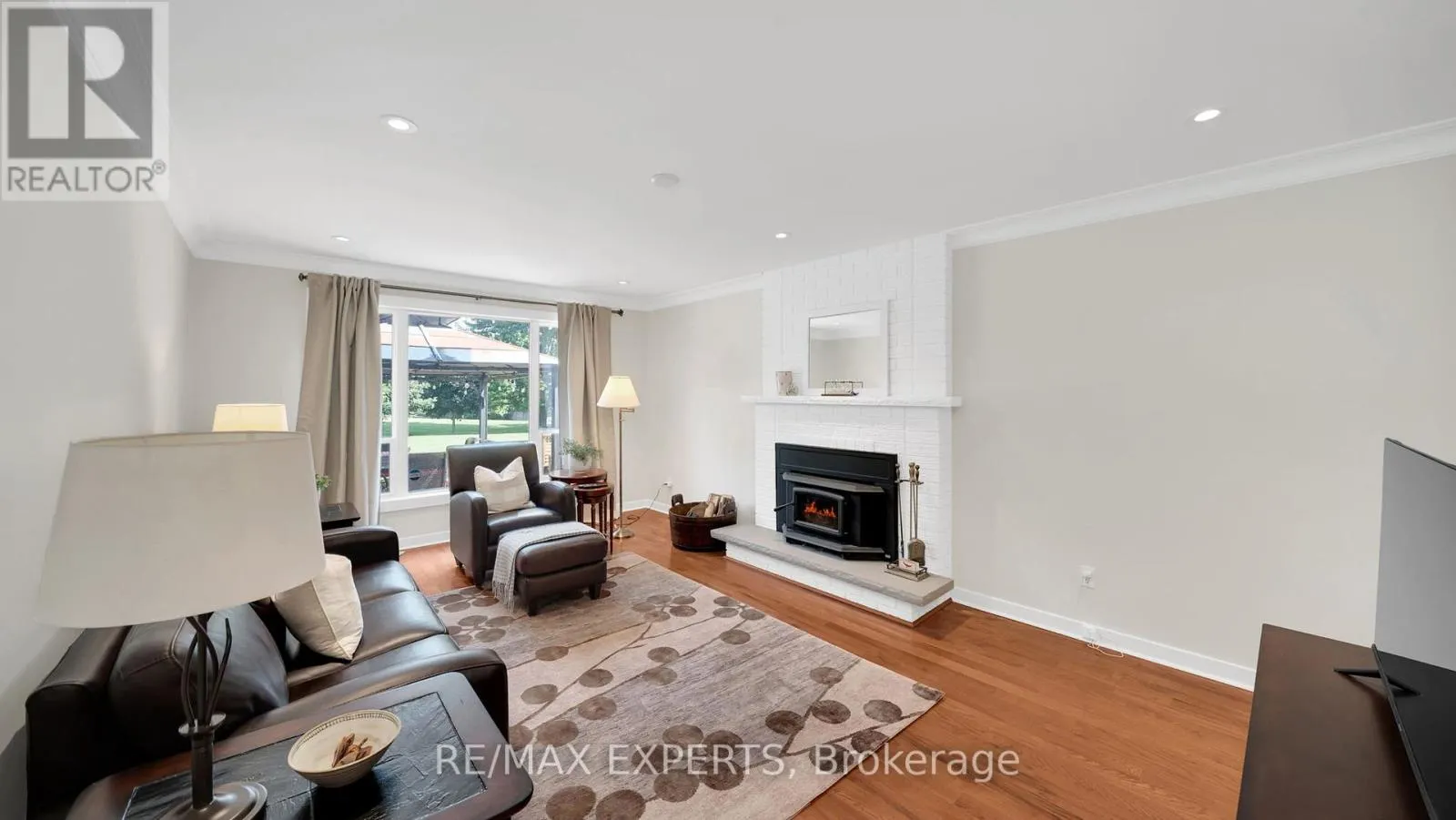 10 KEHOE COURT
