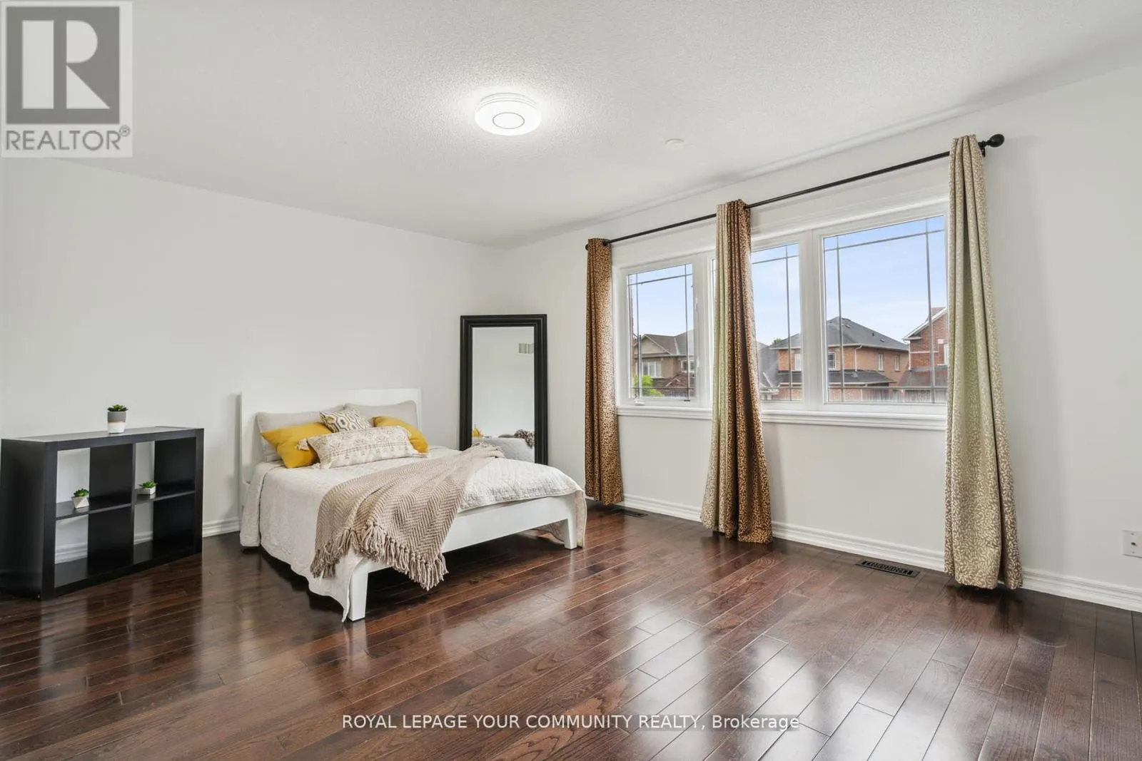 26 IVY JAY CRESCENT