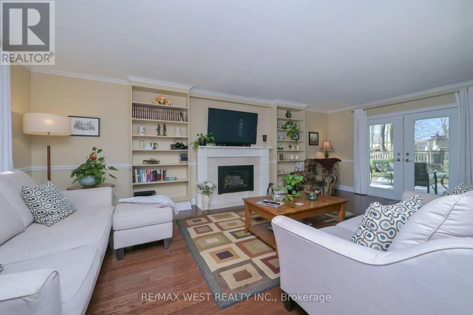 24 CEDARWOOD CRESCENT