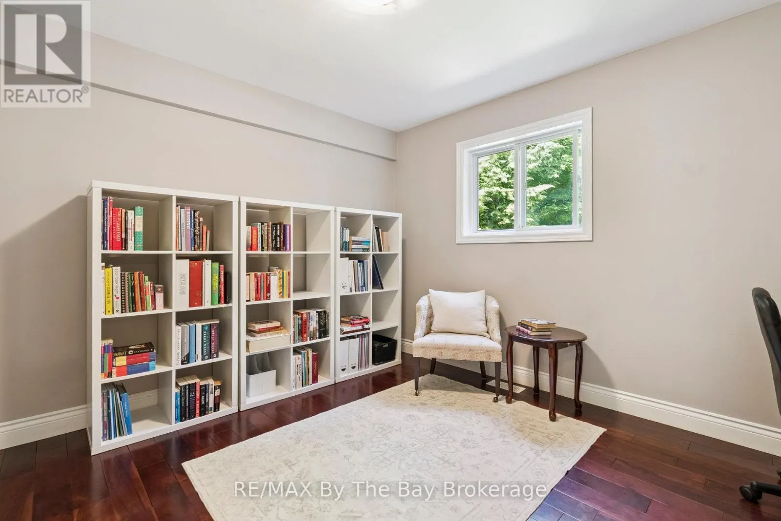19 GILLESPIE TRAIL SE
