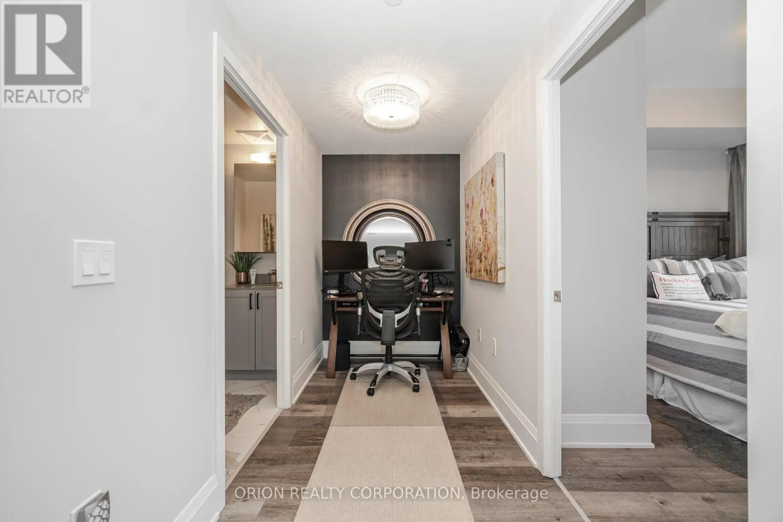 303 - 100 EAGLE ROCK WAY