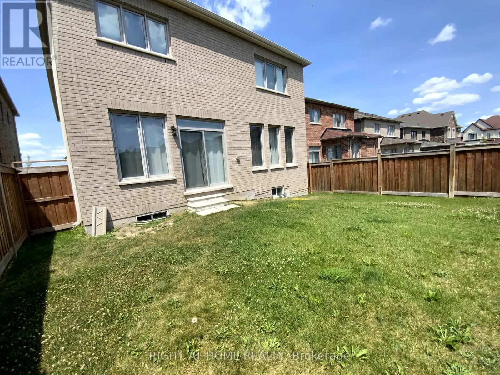 29 PEAR BLOSSOM WAY
