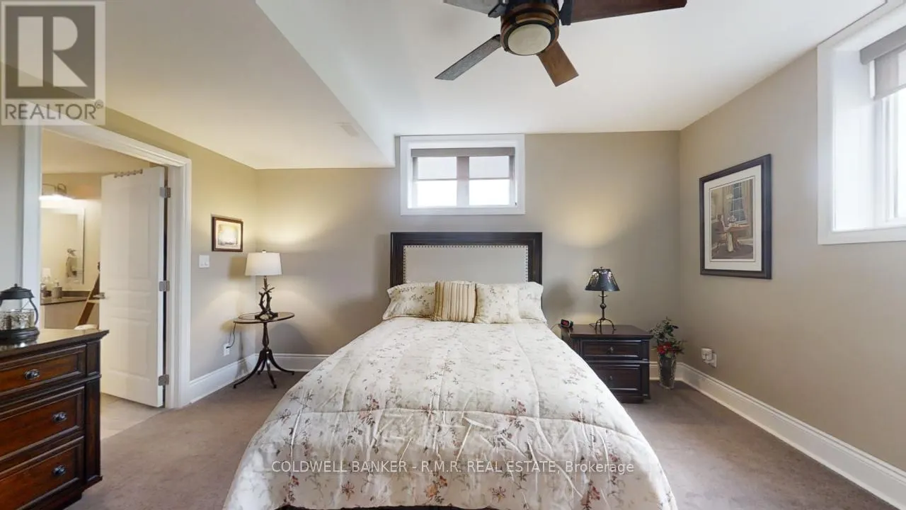 470 BLUE MOUNTAIN ROAD