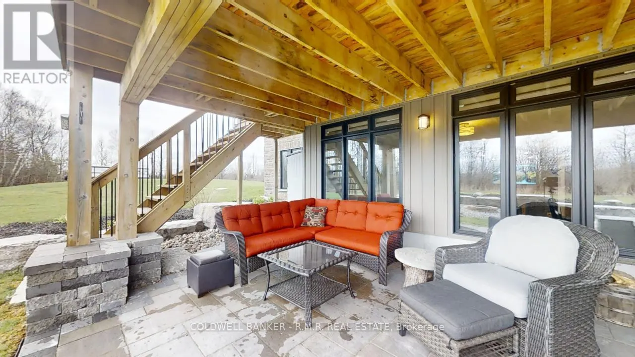 470 BLUE MOUNTAIN ROAD