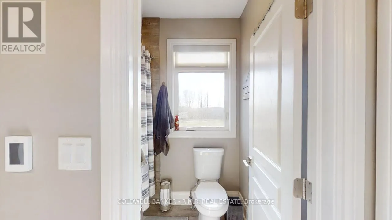 470 BLUE MOUNTAIN ROAD