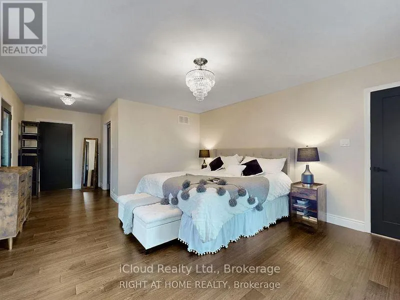 2580 LAKE RIDGE ROAD