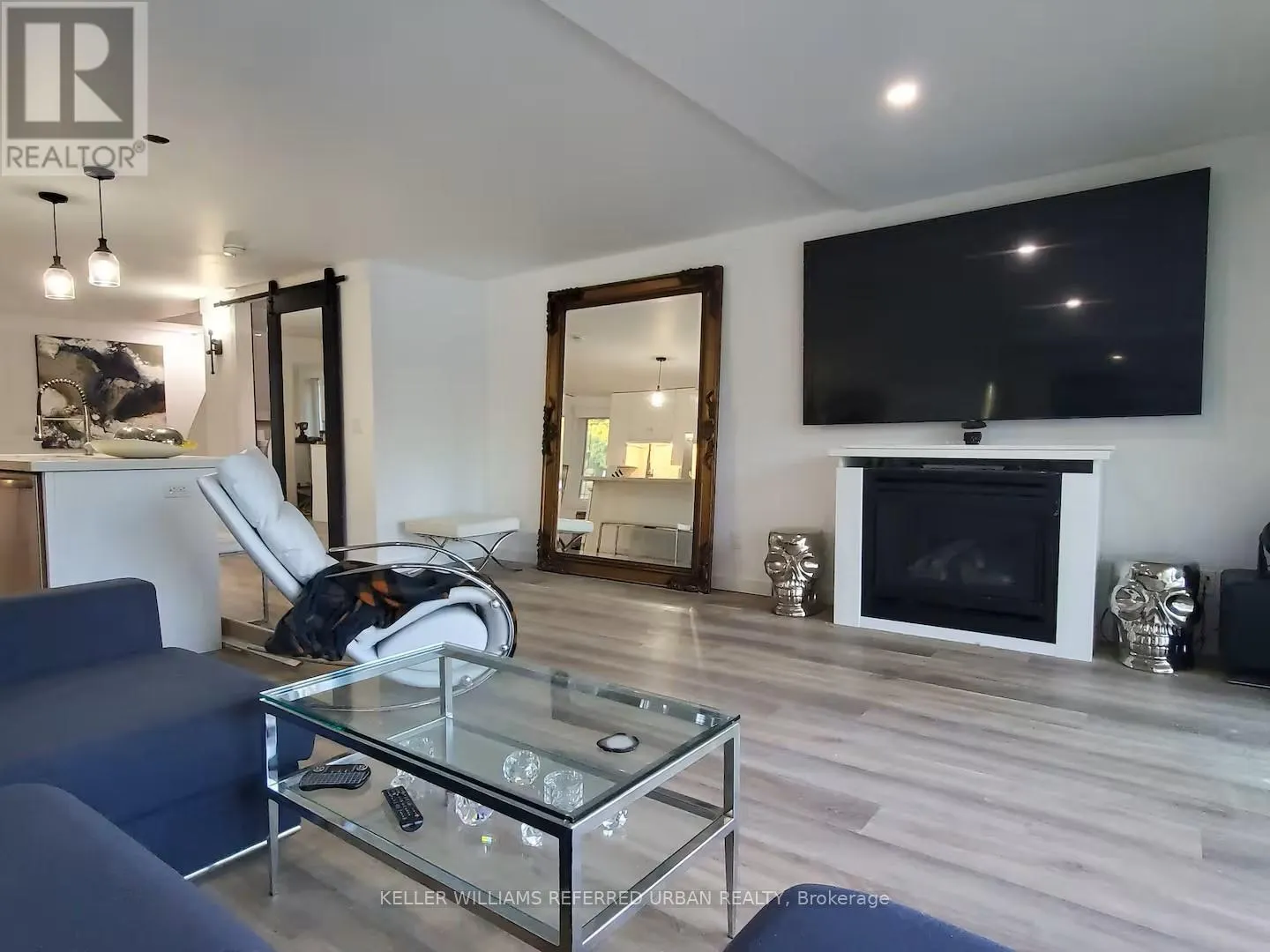 18 HARBOUR PARK CRESCENT