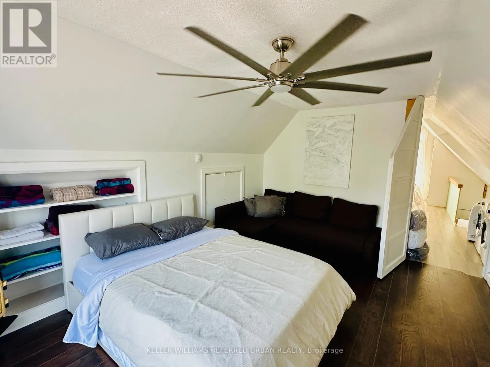 18 HARBOUR PARK CRESCENT