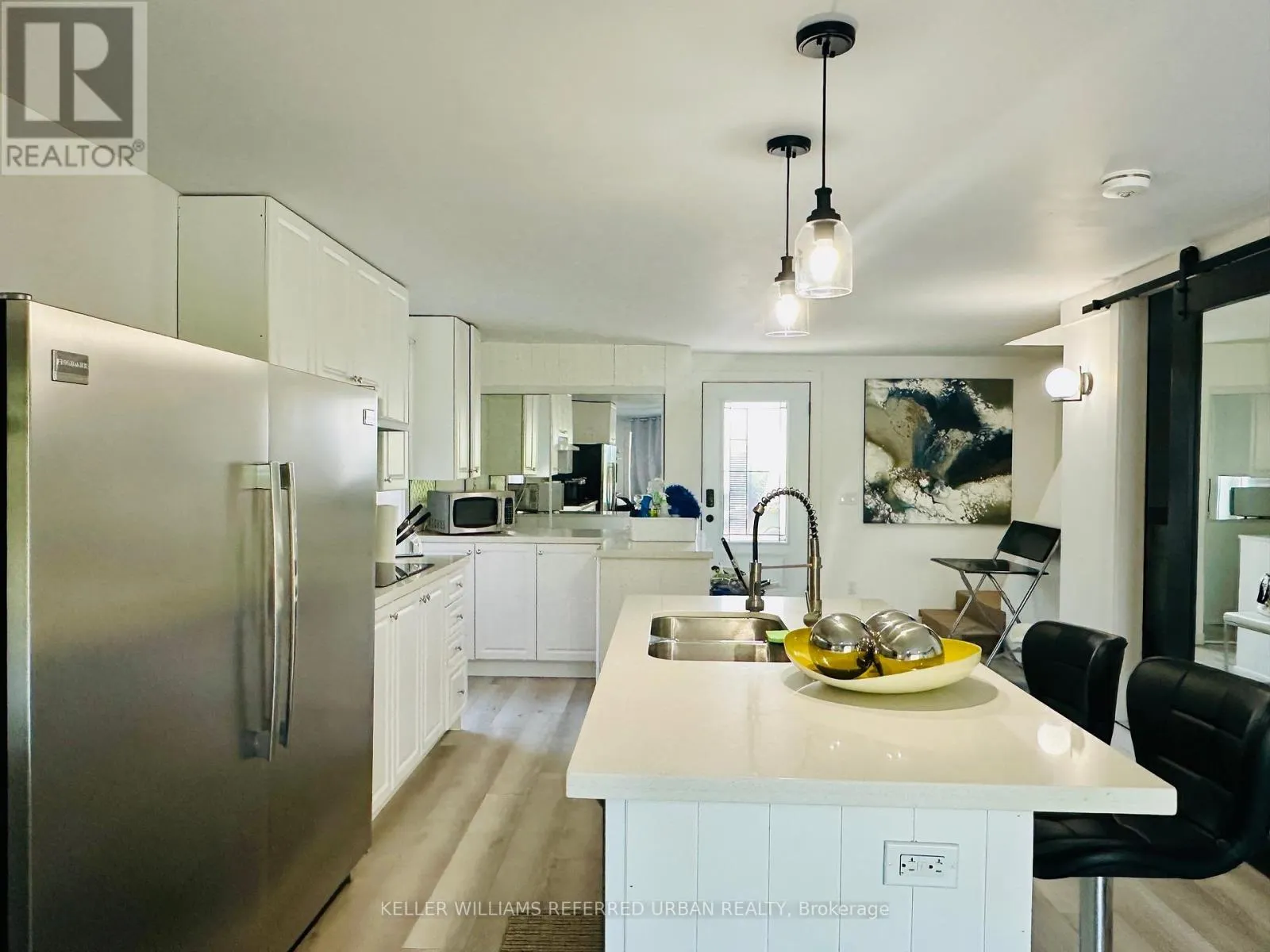 18 HARBOUR PARK CRESCENT