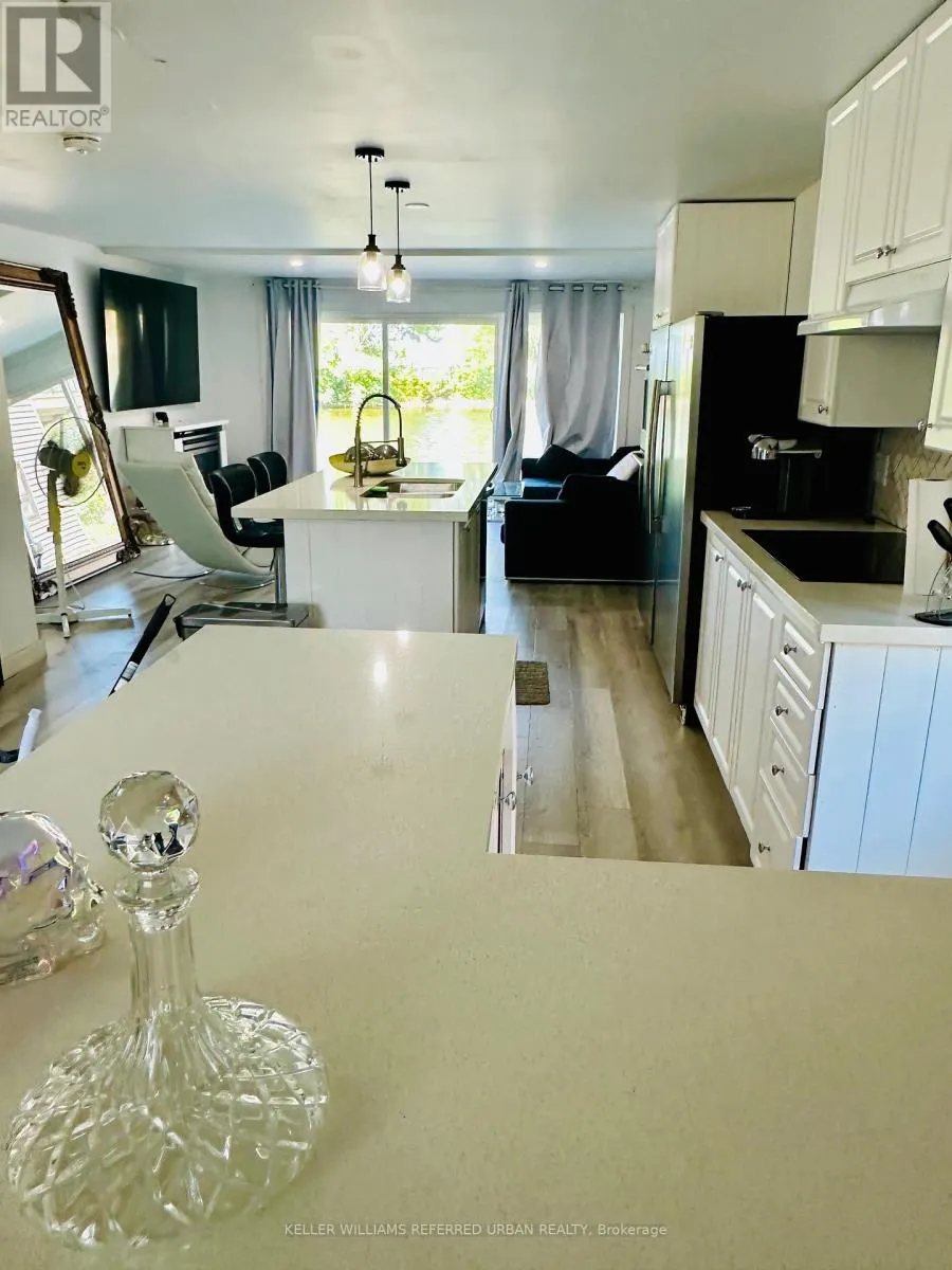 18 HARBOUR PARK CRESCENT