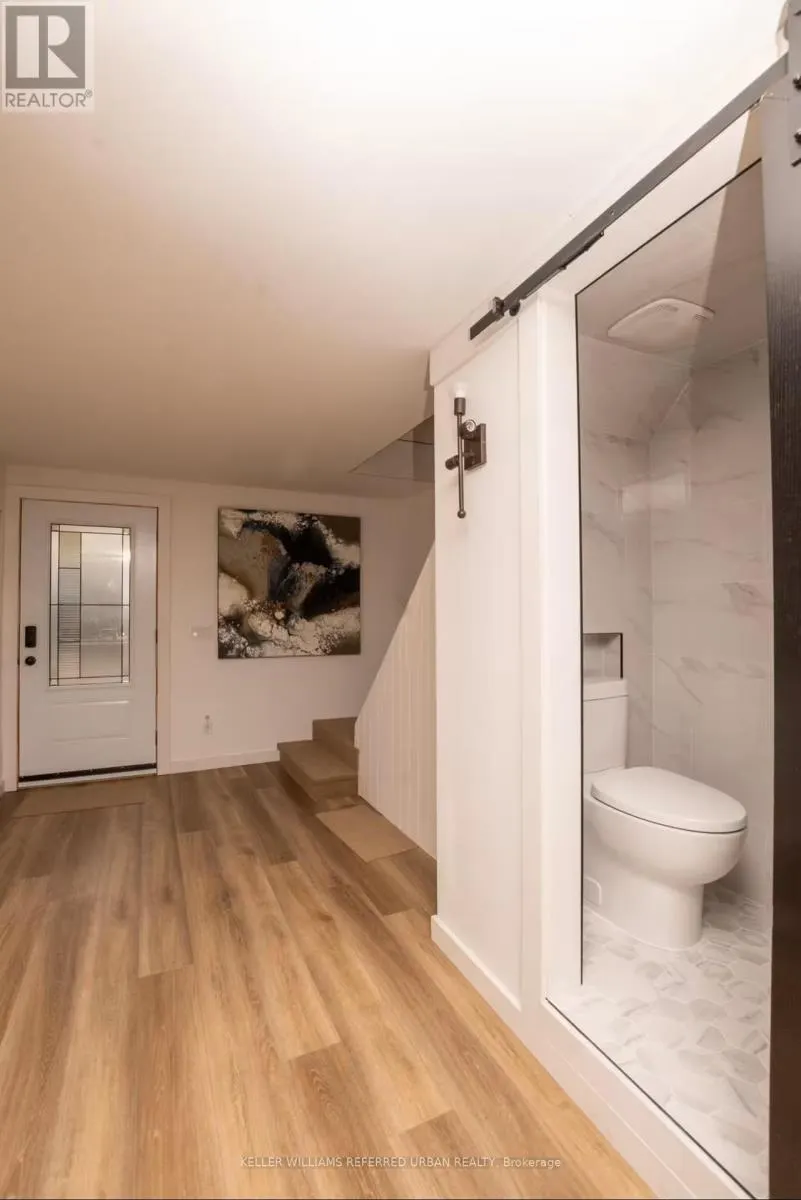 18 HARBOUR PARK CRESCENT