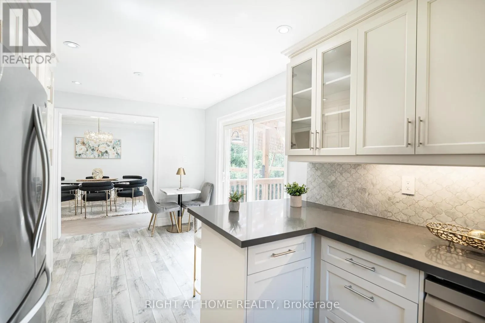29 VANWOOD ROAD