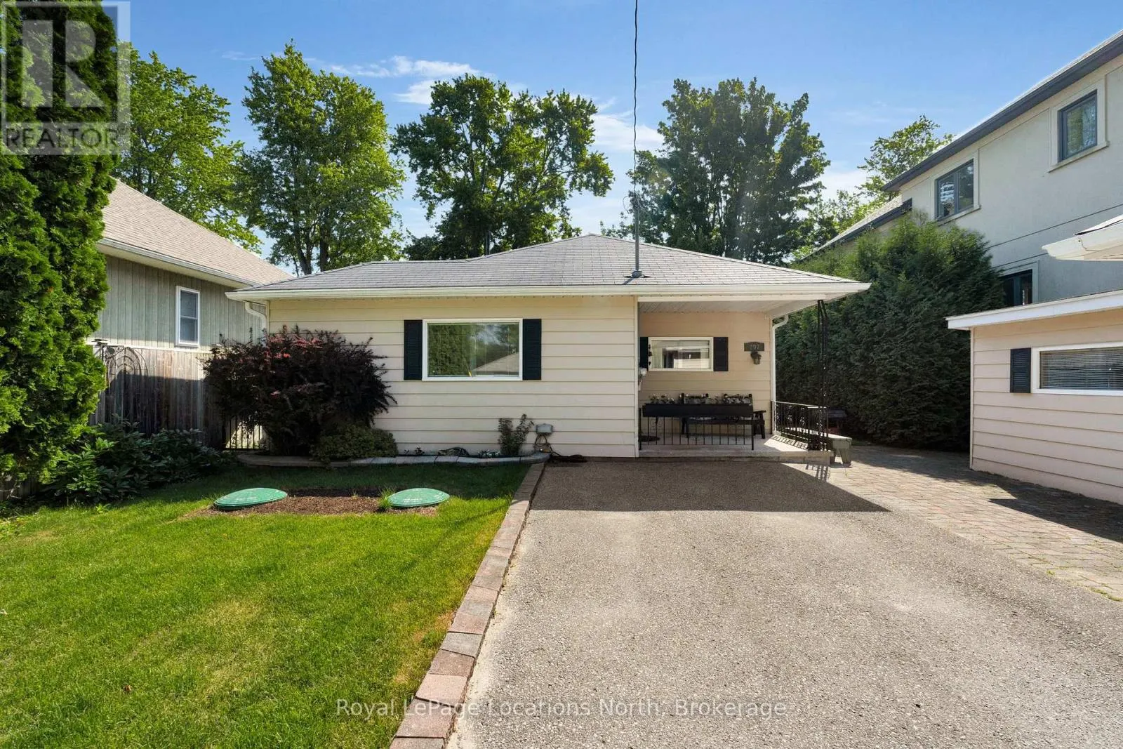 297 BEACH ROAD