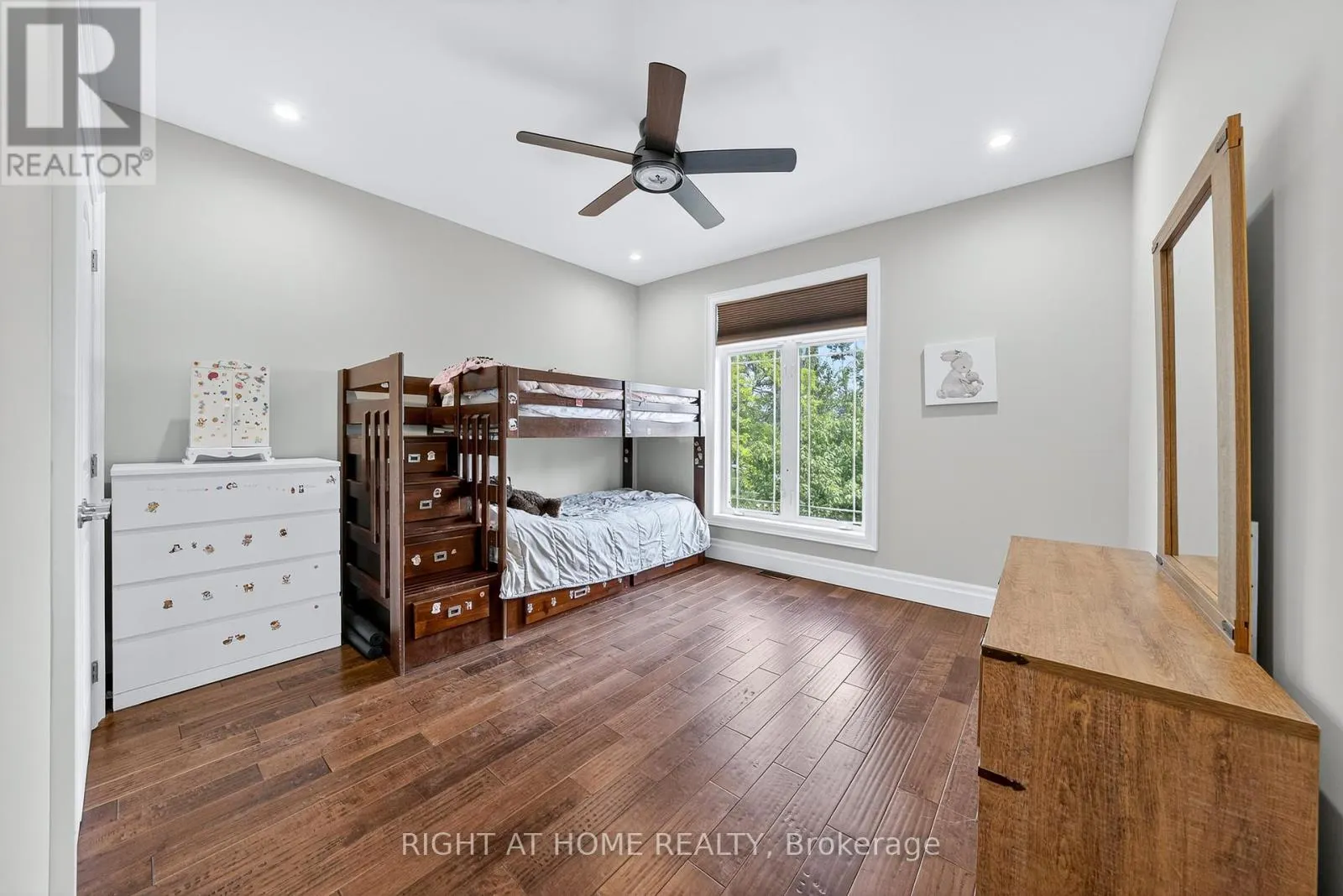 3500 CRESCENT HARBOUR ROAD