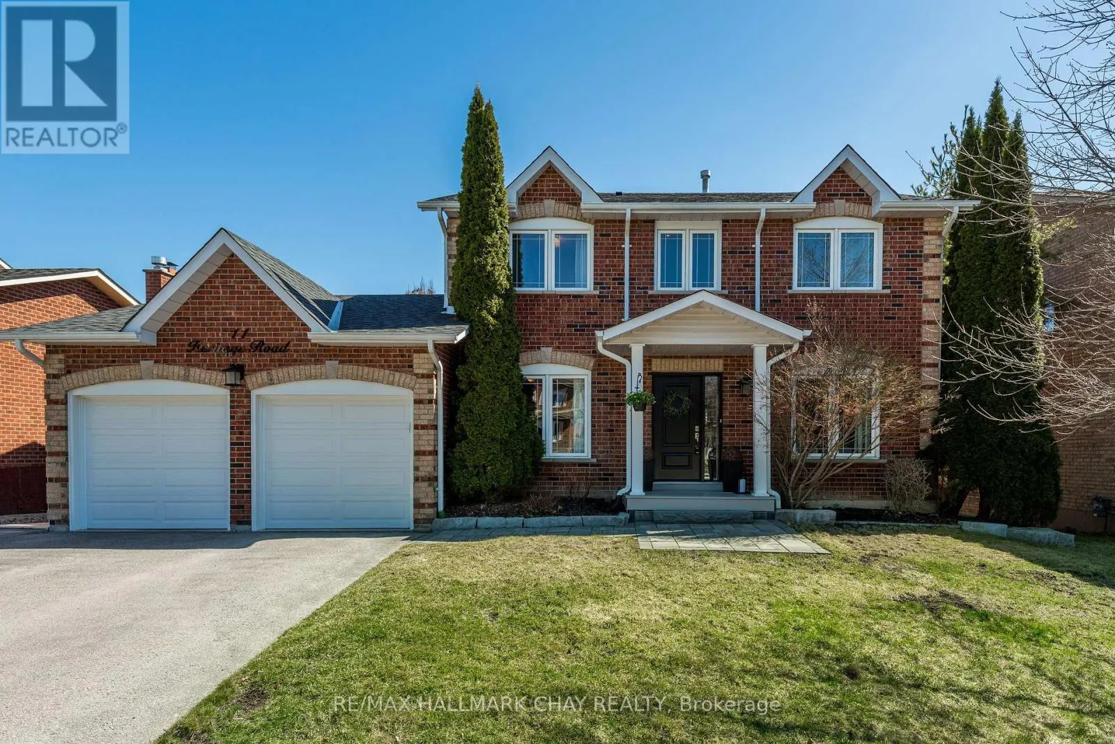 11 HERITAGE ROAD