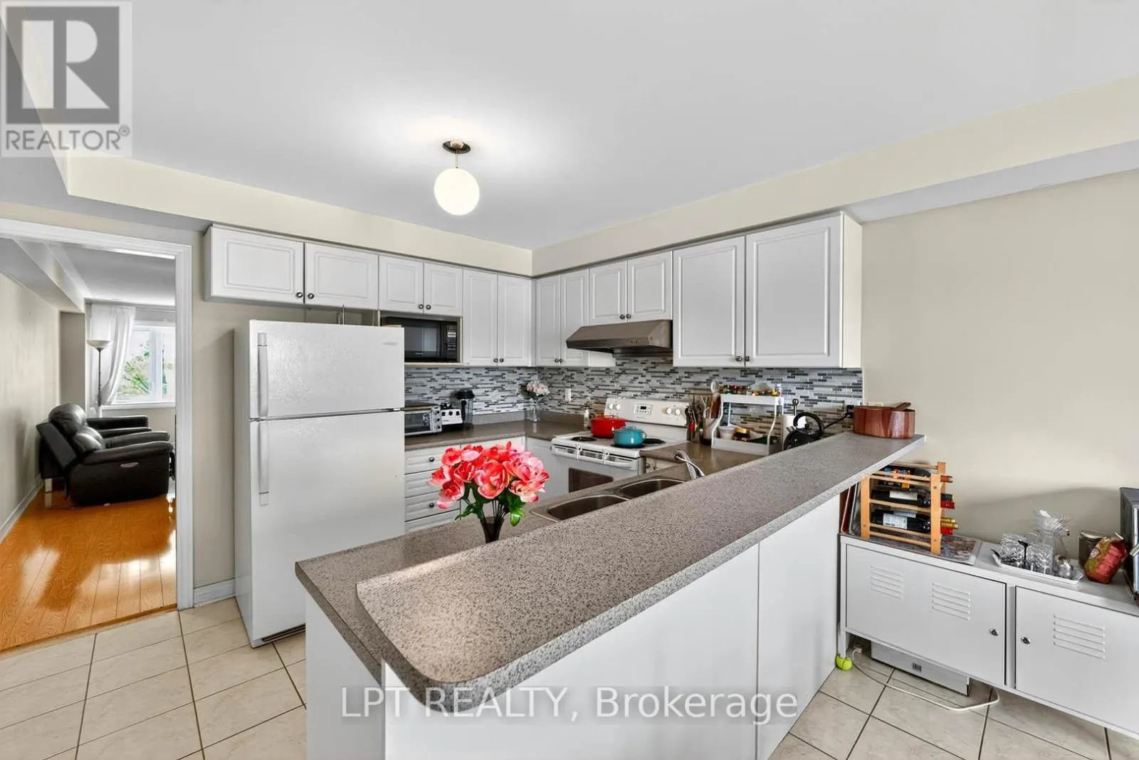 2624 BUR OAK AVENUE