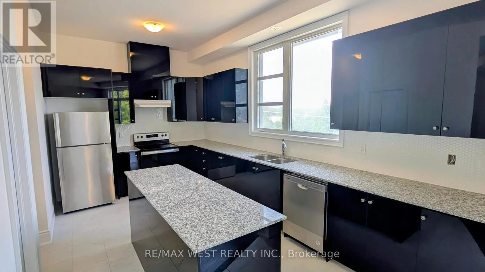 51 INVERARY CRESCENT