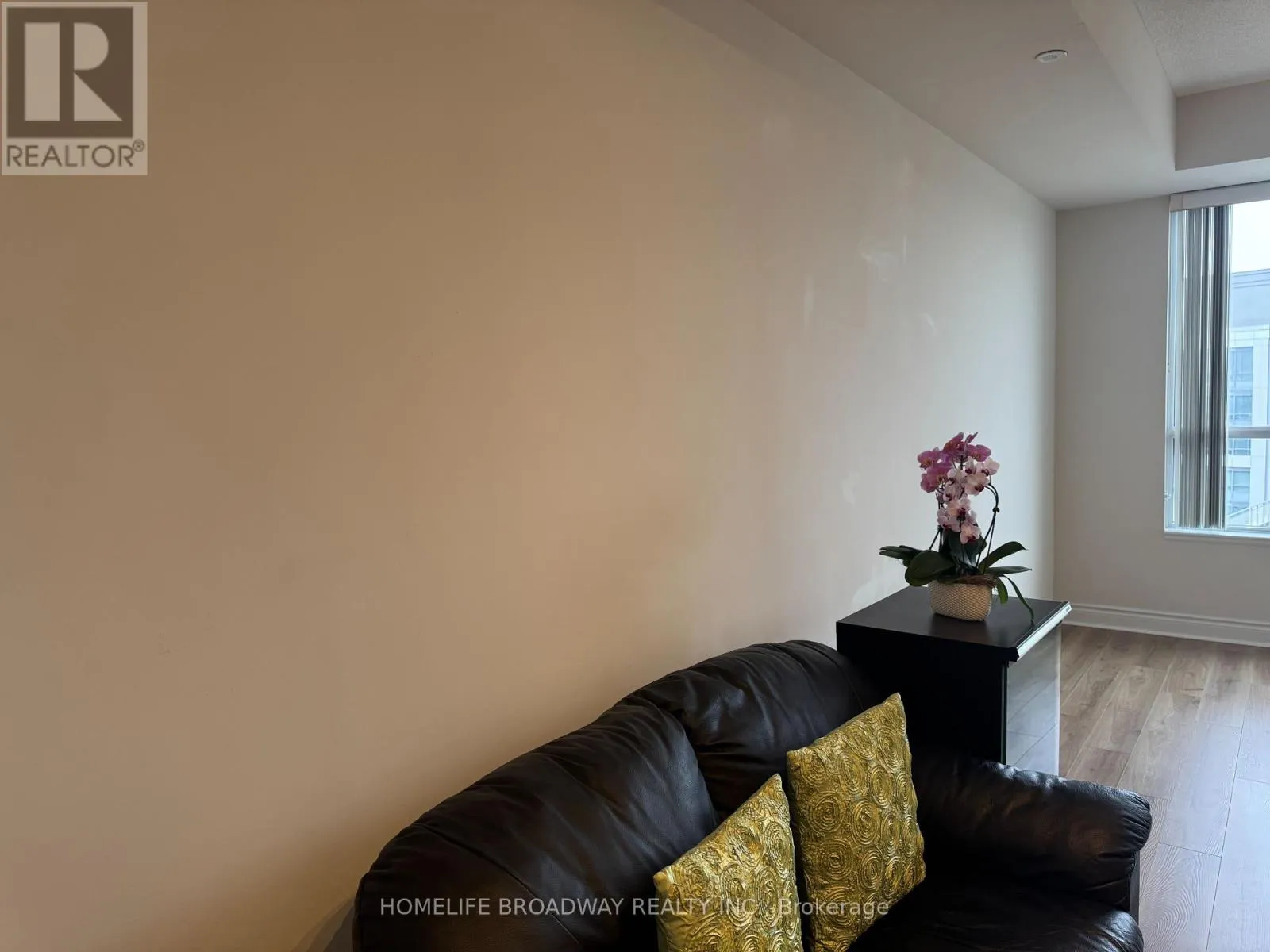 A1103 - 11211 YONGE STREET
